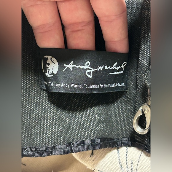 Andy Warhol x NY Visual Arts Floral Felt Tote w/ Banana Wallet - Picture 10 of 12